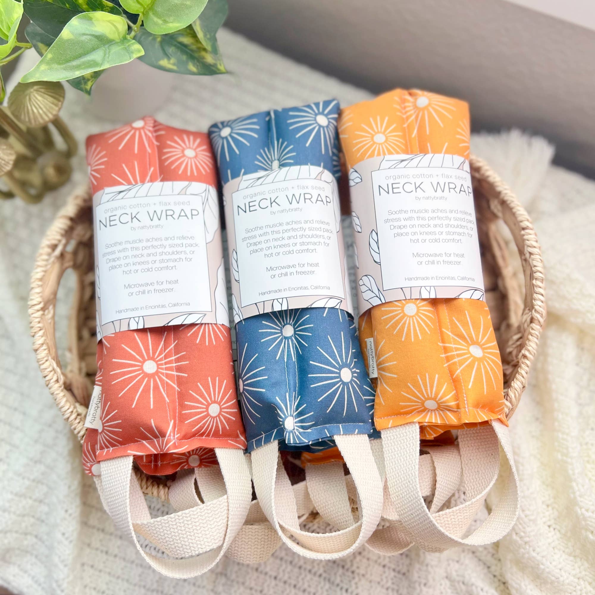 Hot/Cold Therapy Pack - Fresh Neutrals Collection: Curves / Add Handles : w/Lavender