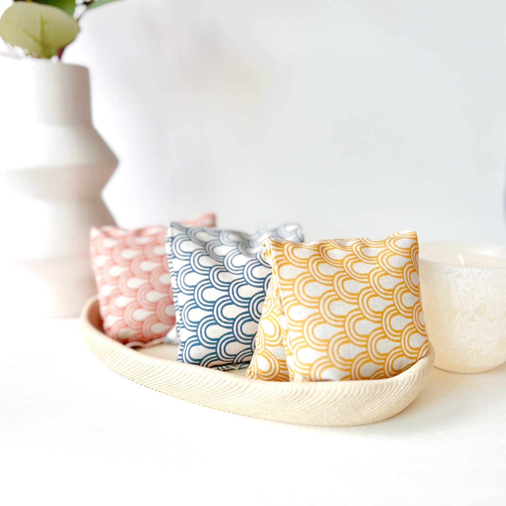 Organic Cotton Eye Pillow - Simple Arcs Collection: Orange / Scented : Add Lavender