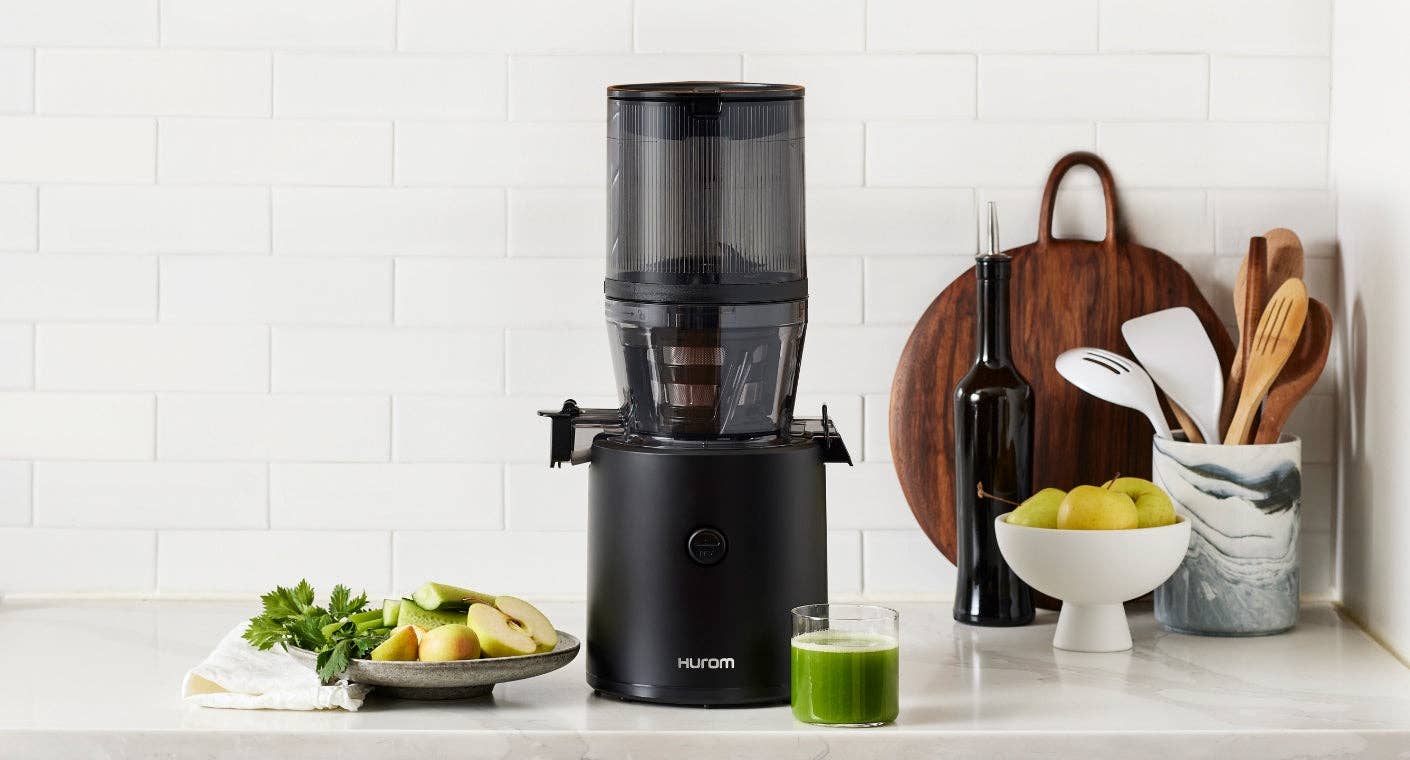 Low Pulp - H320 Cold Press Juicer: Matte Black