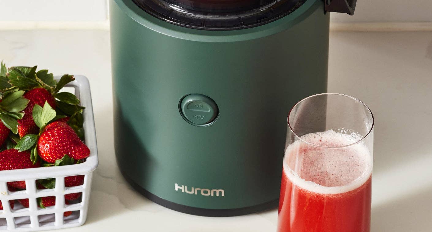 Low Pulp - H320 Cold Press Juicer: Matte Black