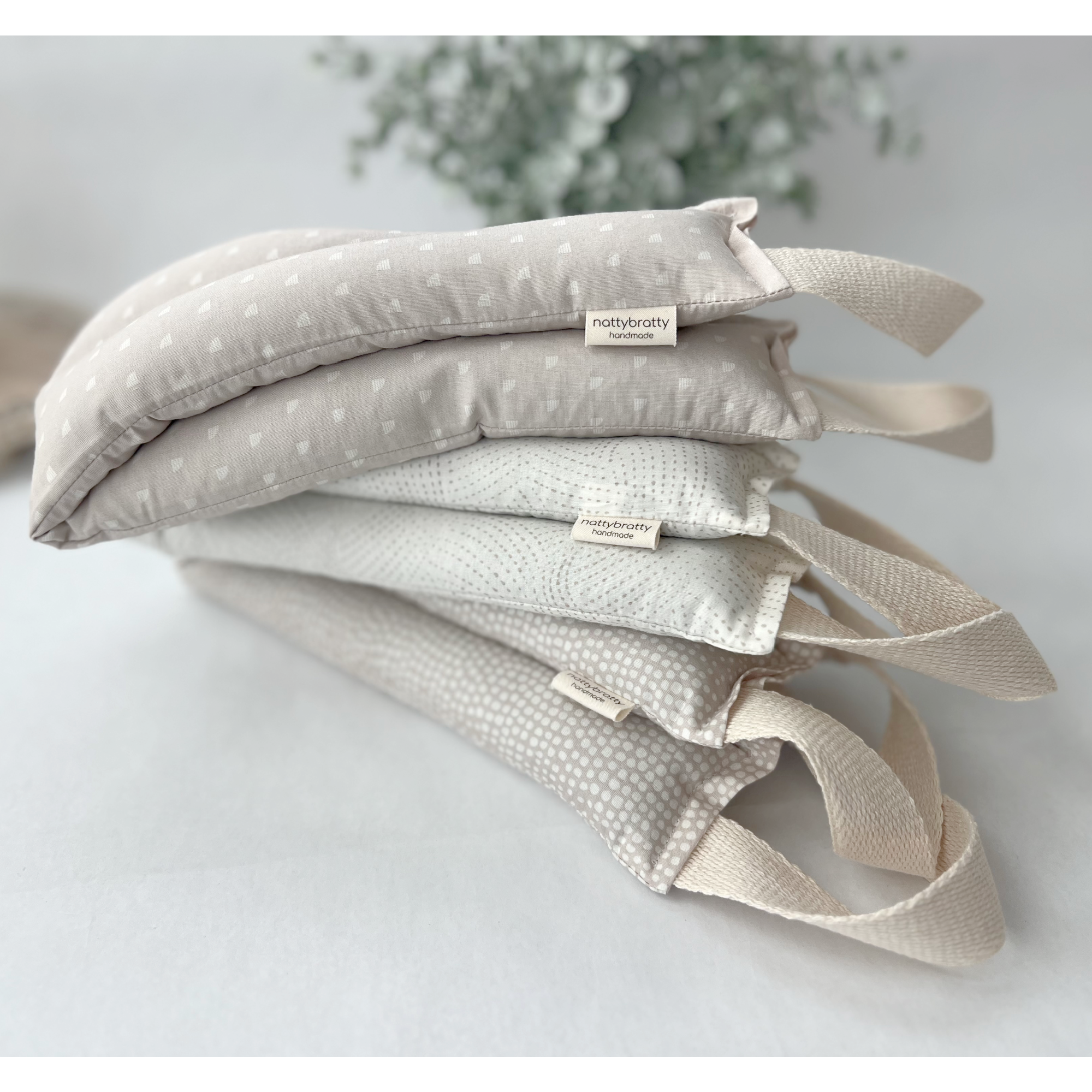 Hot/Cold Therapy Pack - Fresh Neutrals Collection: Curves / Add Handles : w/Lavender