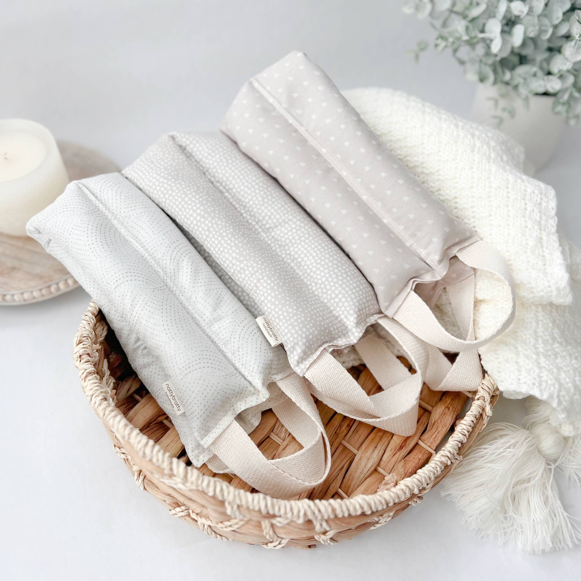 Hot/Cold Therapy Pack - Fresh Neutrals Collection: Curves / Add Handles : w/Lavender