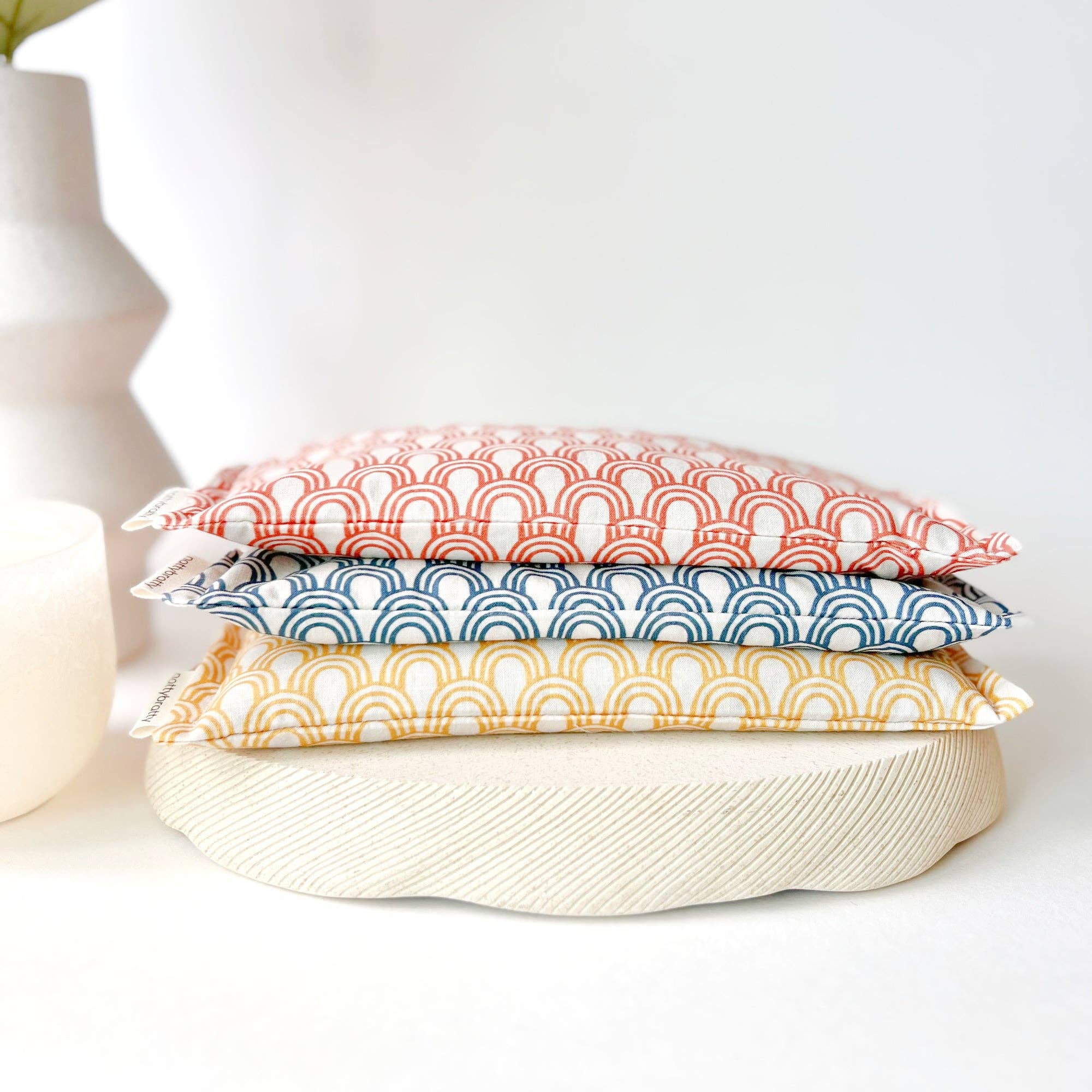 Organic Cotton Eye Pillow - Simple Arcs Collection: Orange / Scented : Add Lavender