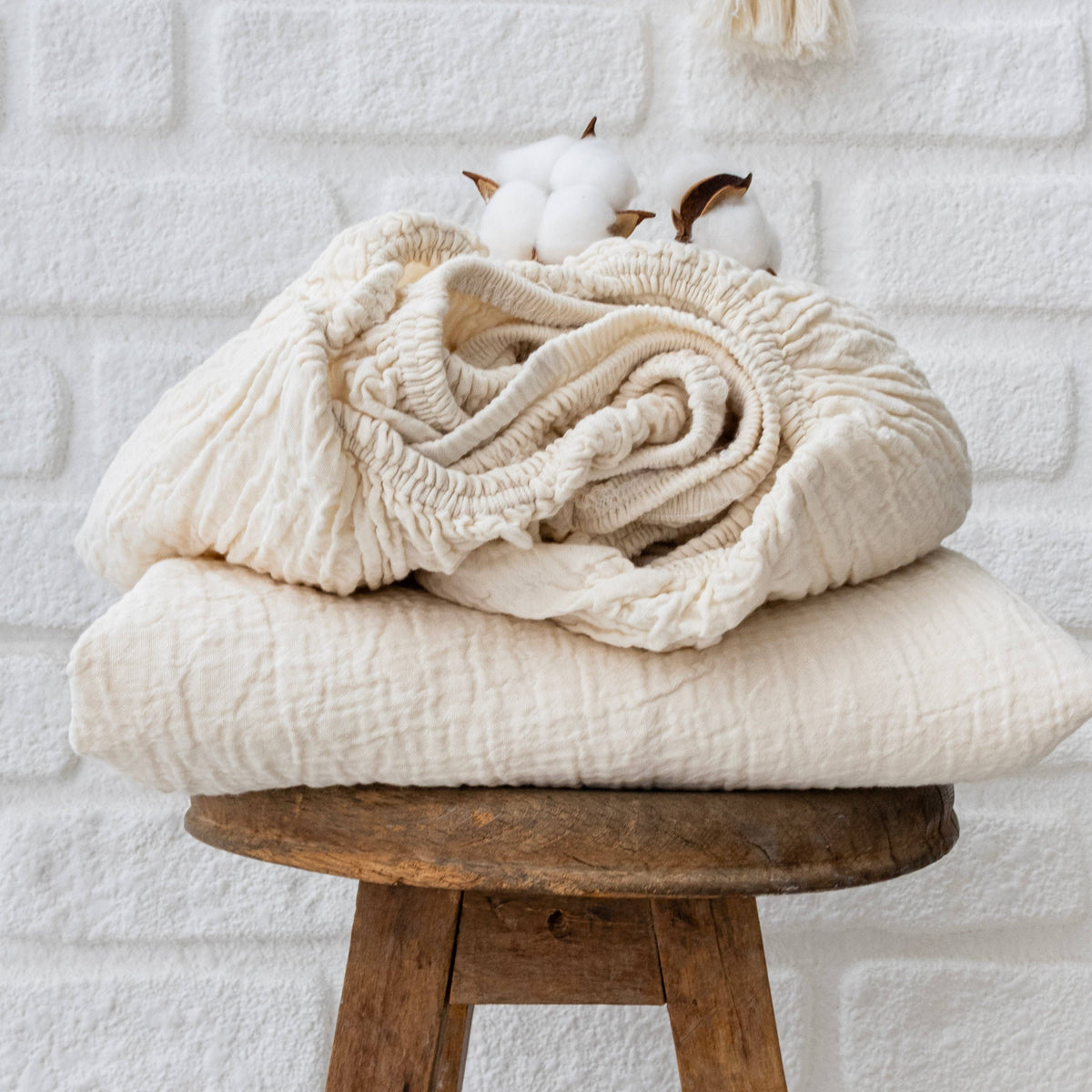 Organic Cotton Muslin Flat Sheet | Soft Breathable Cotton Top Sheet: Queen / Ivory